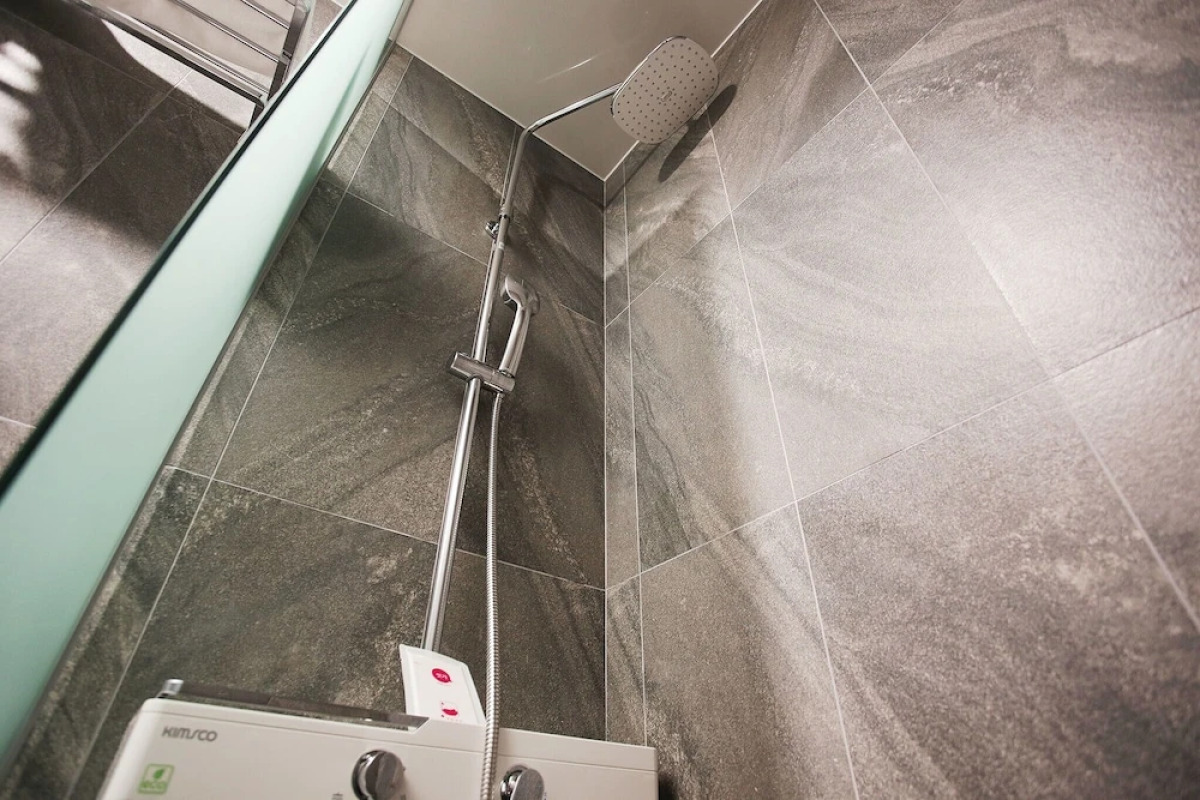 Yaja Gangnam Nonhyeon