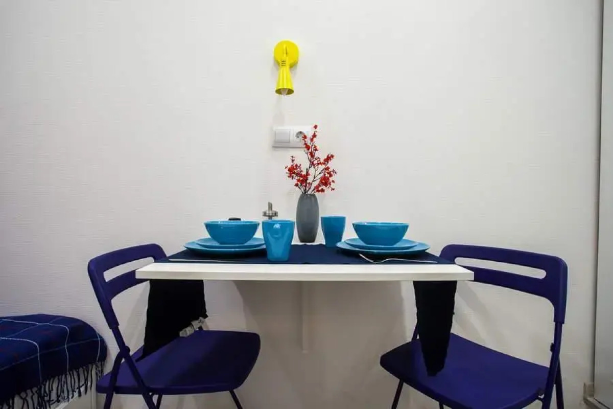 Guests Love on Rubinsteina