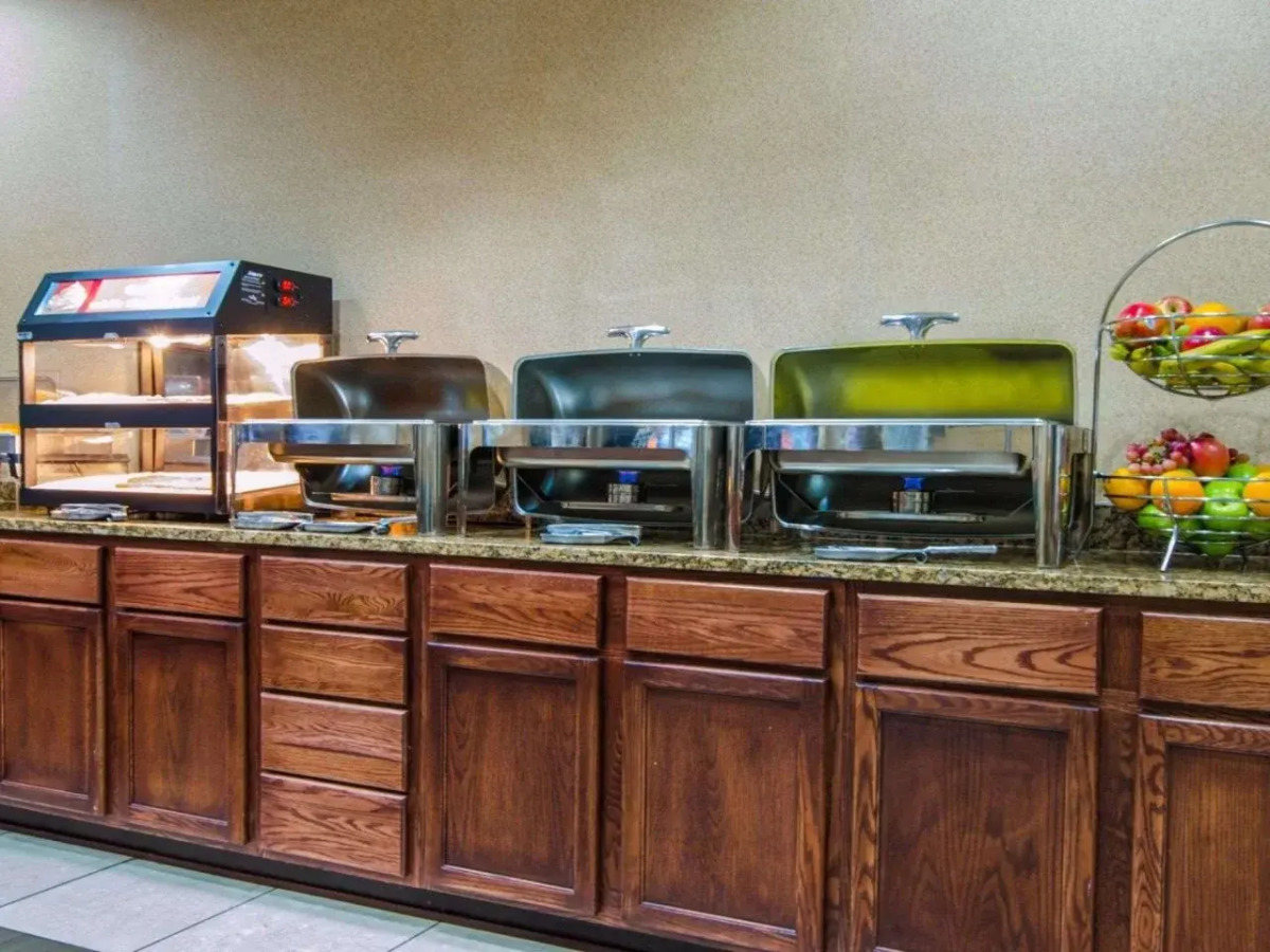 Sleep Inn & Suites and Conference Center Downtown