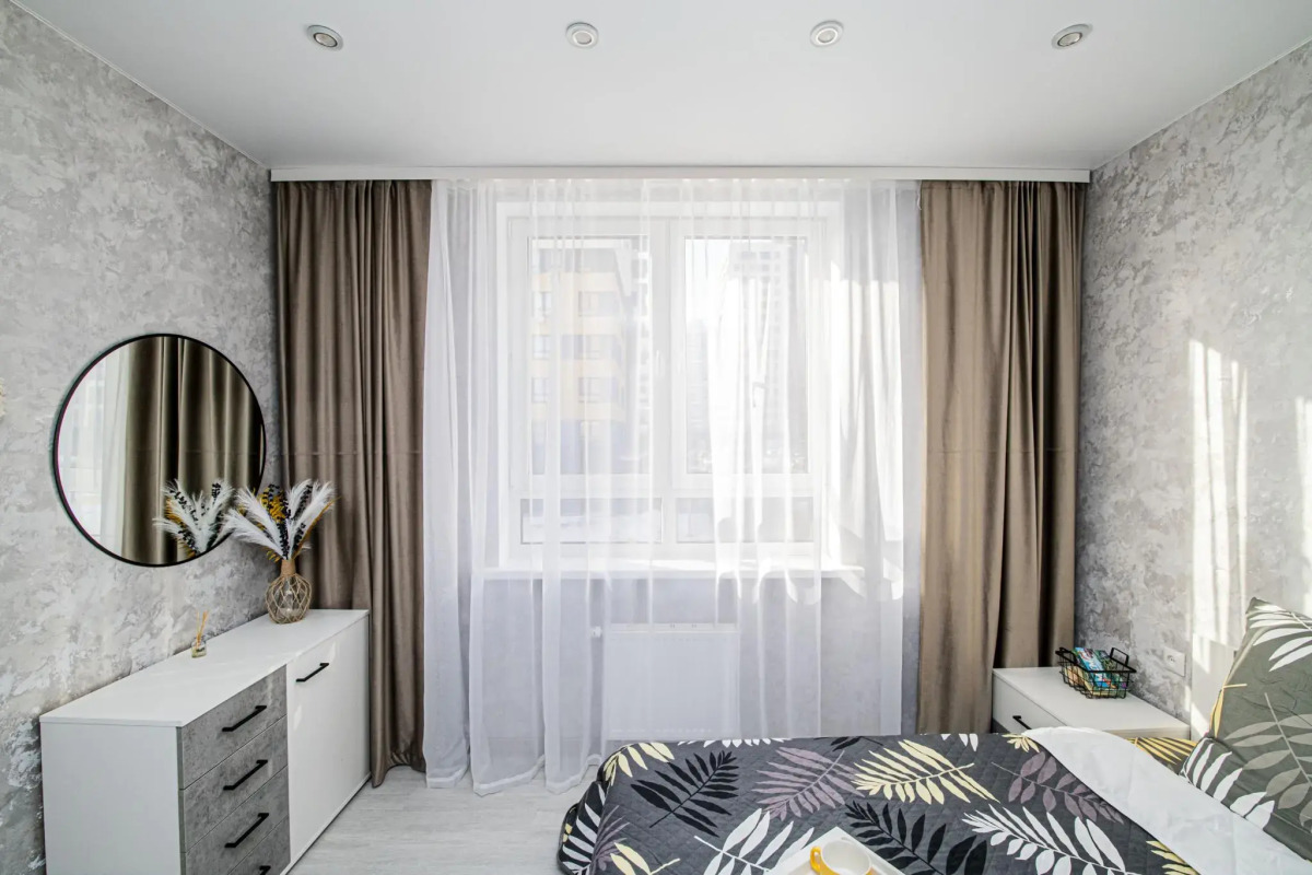 SunSet (СанСет) на улице Героя Советского Союза Аристархова