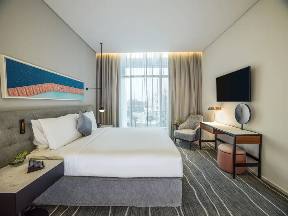 Th8 Palm Dubai Beach Resort, Vignette Collection, by IHG