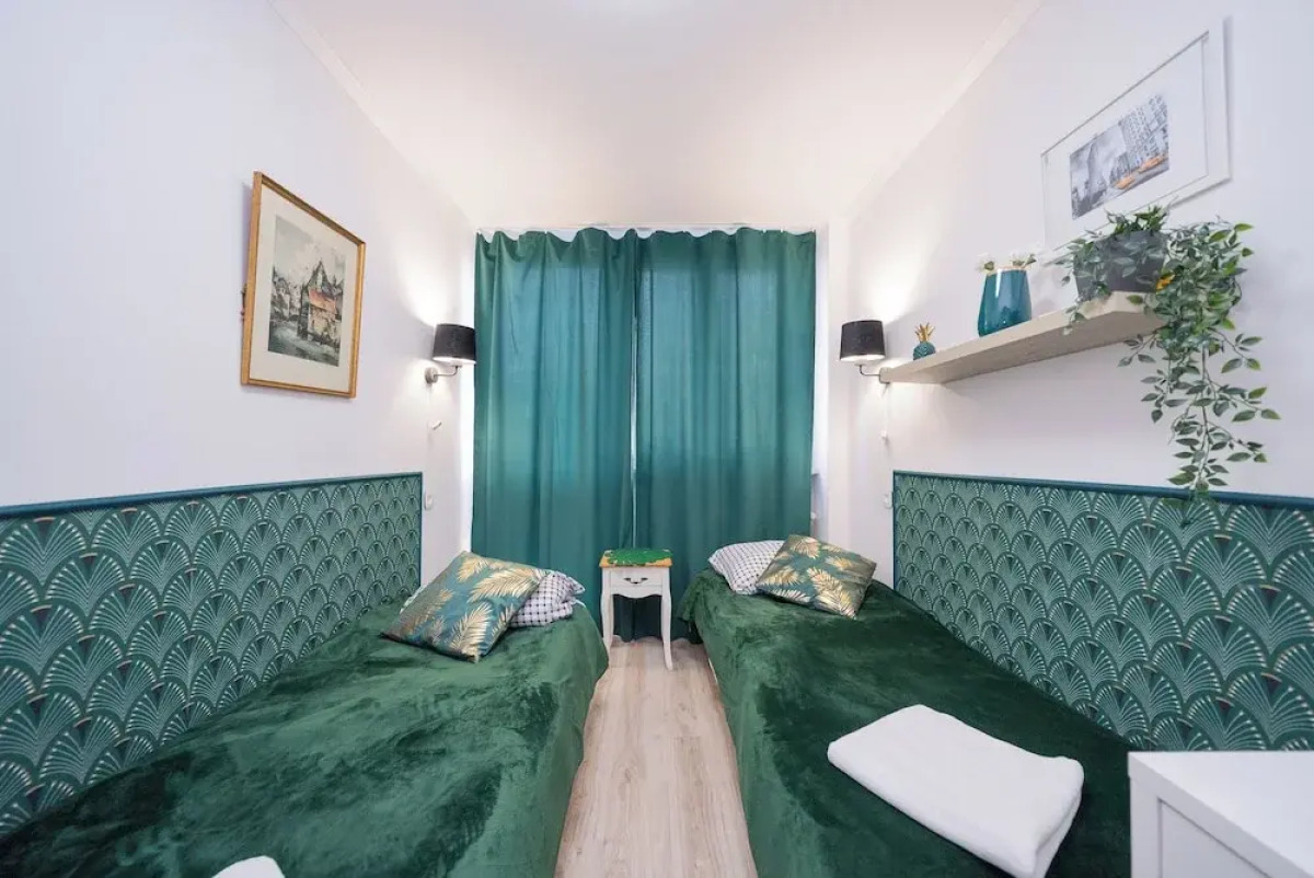 UNIT Warszawa Centrum Room by Metro Rondo ONZ