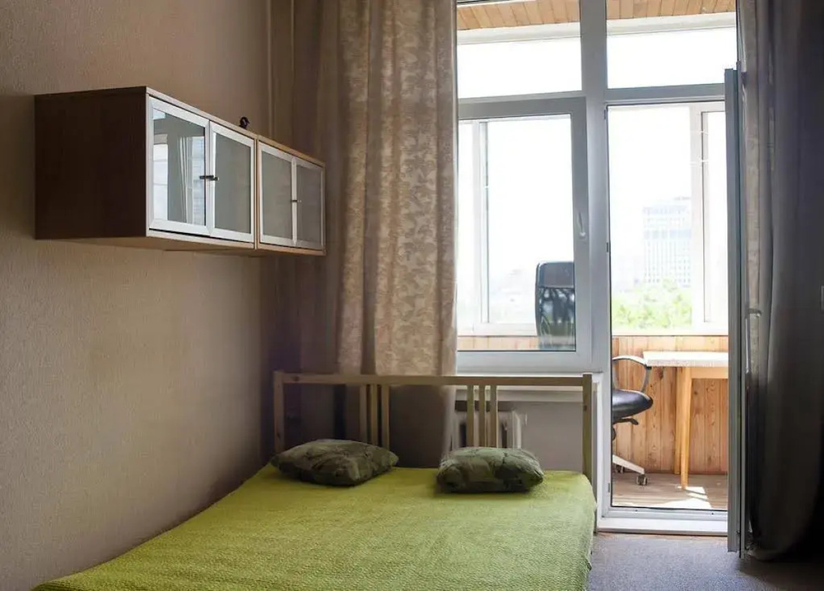 Domumetro na Krasnoarmeyskoy