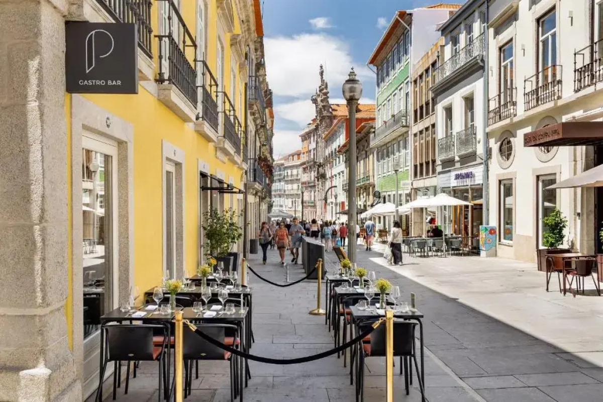 Pousada Porto - Rua das Flores