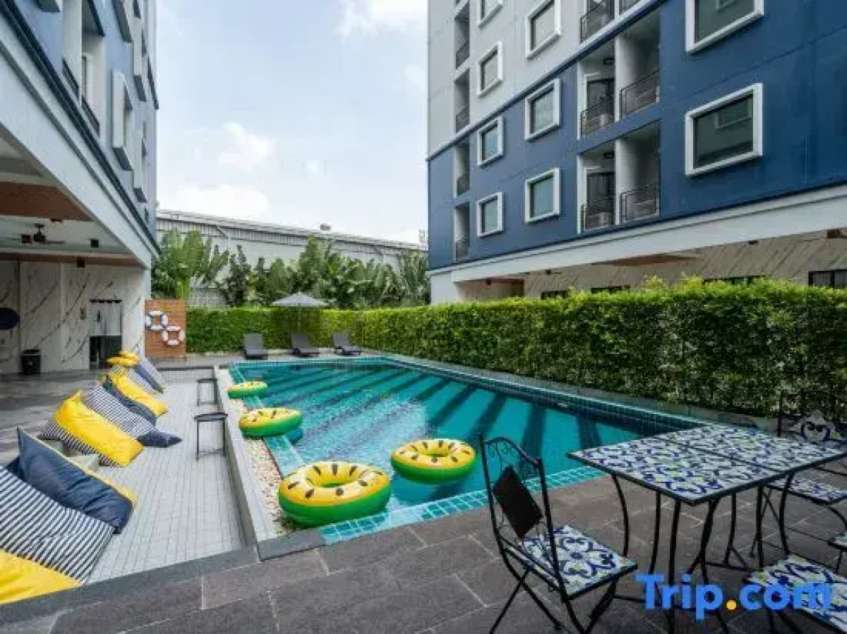 Cozy Blu Suvarnabhumi