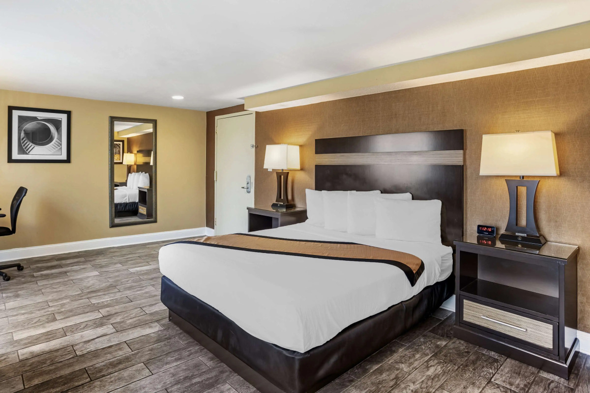 Best Western Plus Newark Airport West