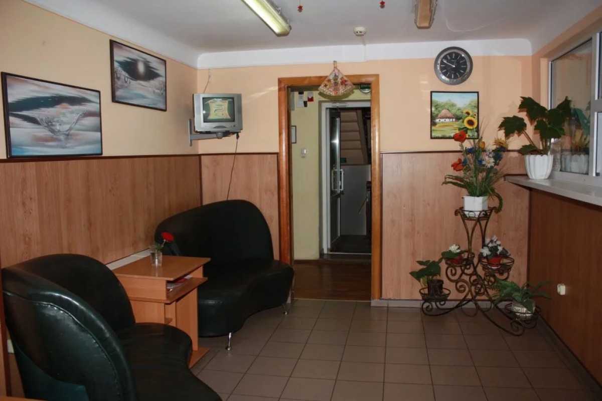 Отель Выдубичи