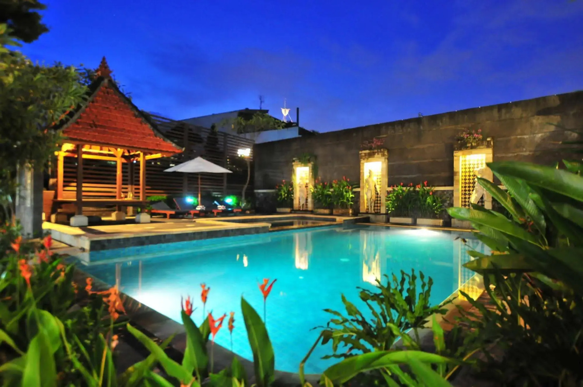 Sandat Hotel Legian
