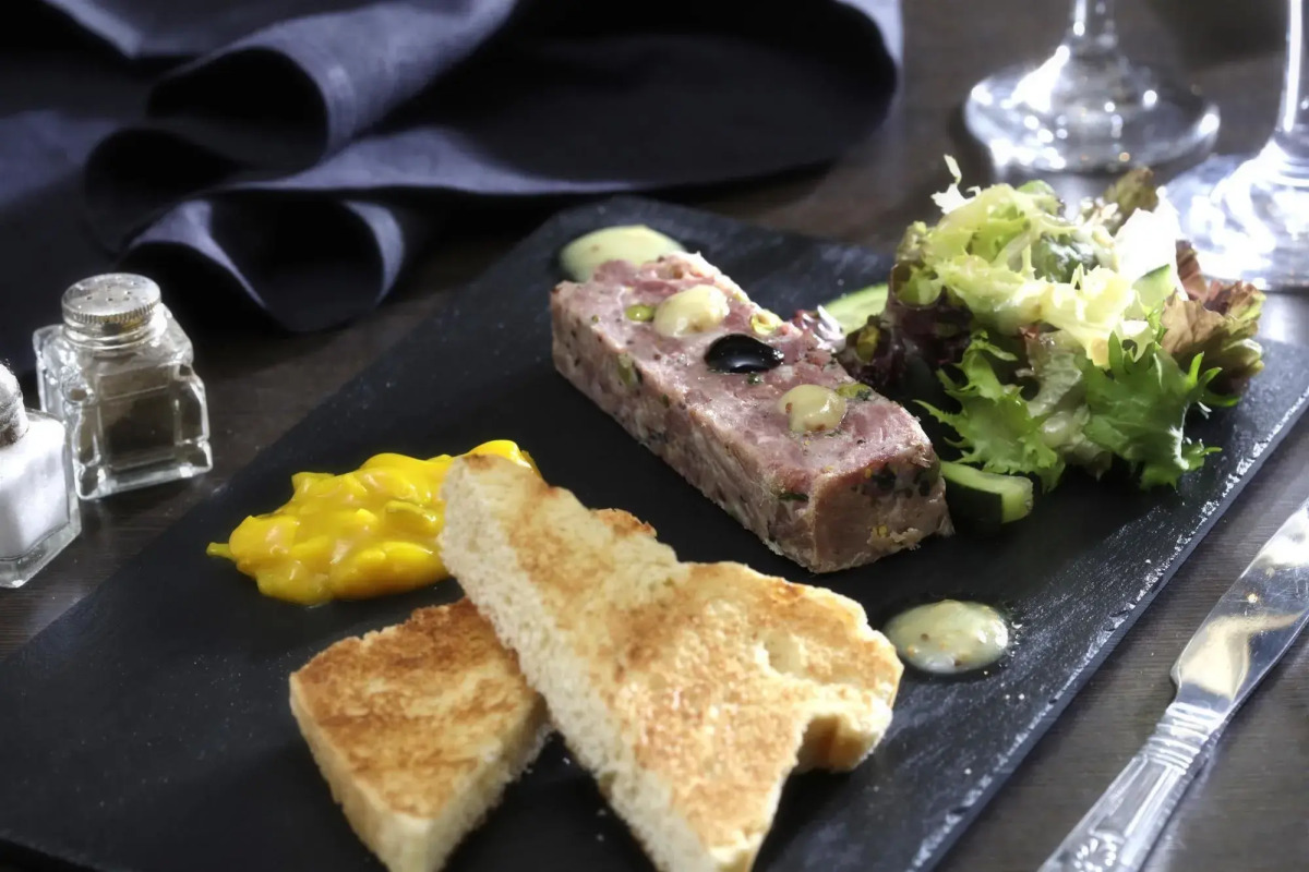 Ramada by Wyndham Cheltenham