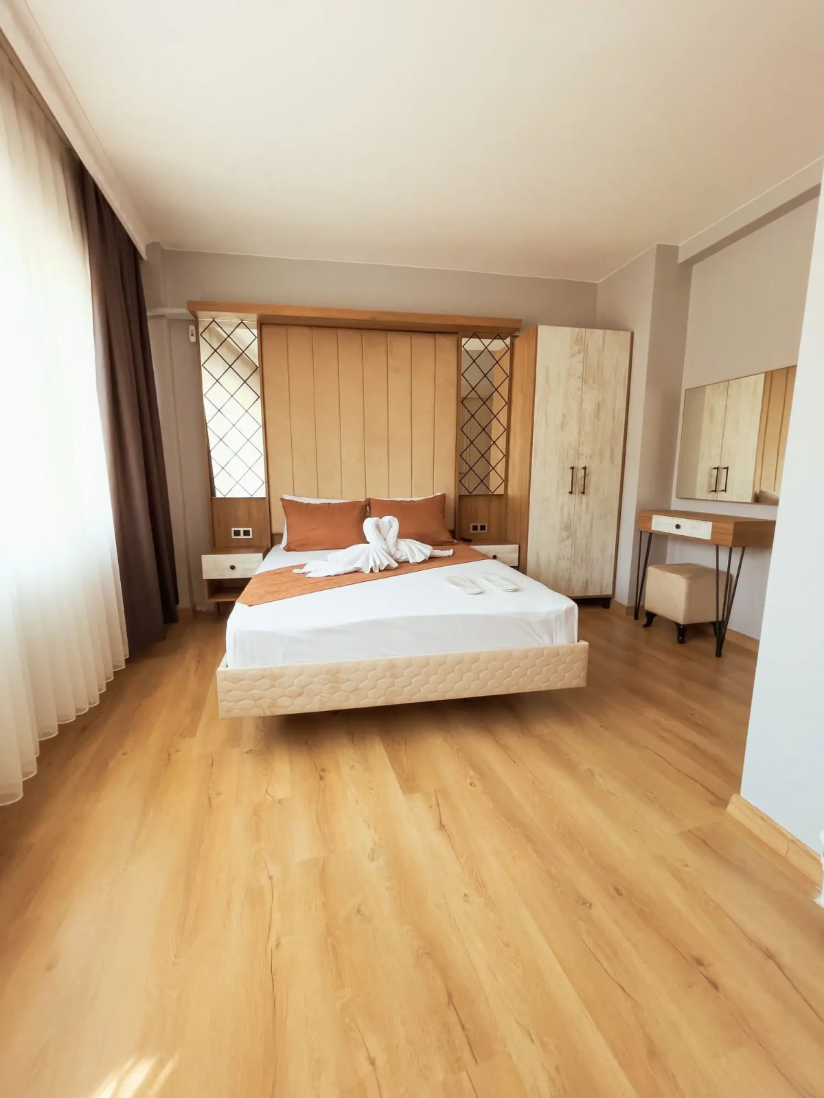 Lumina Boutique Hotel
