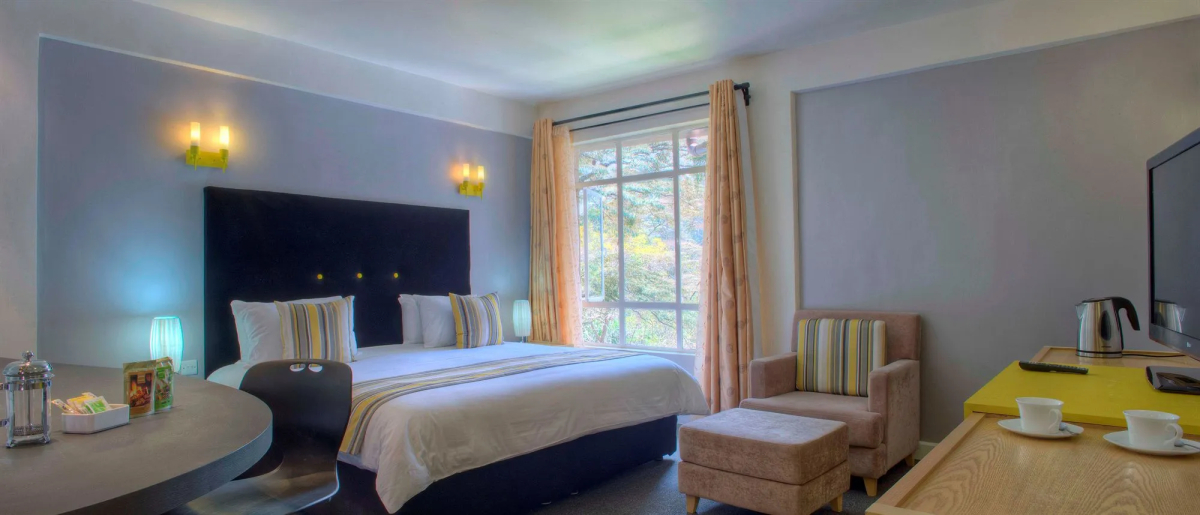 West Wood Hotel