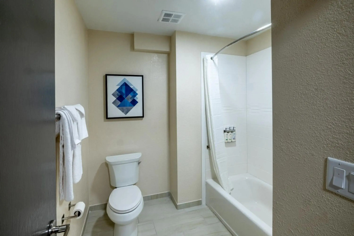 Wichita West Inn And Suites