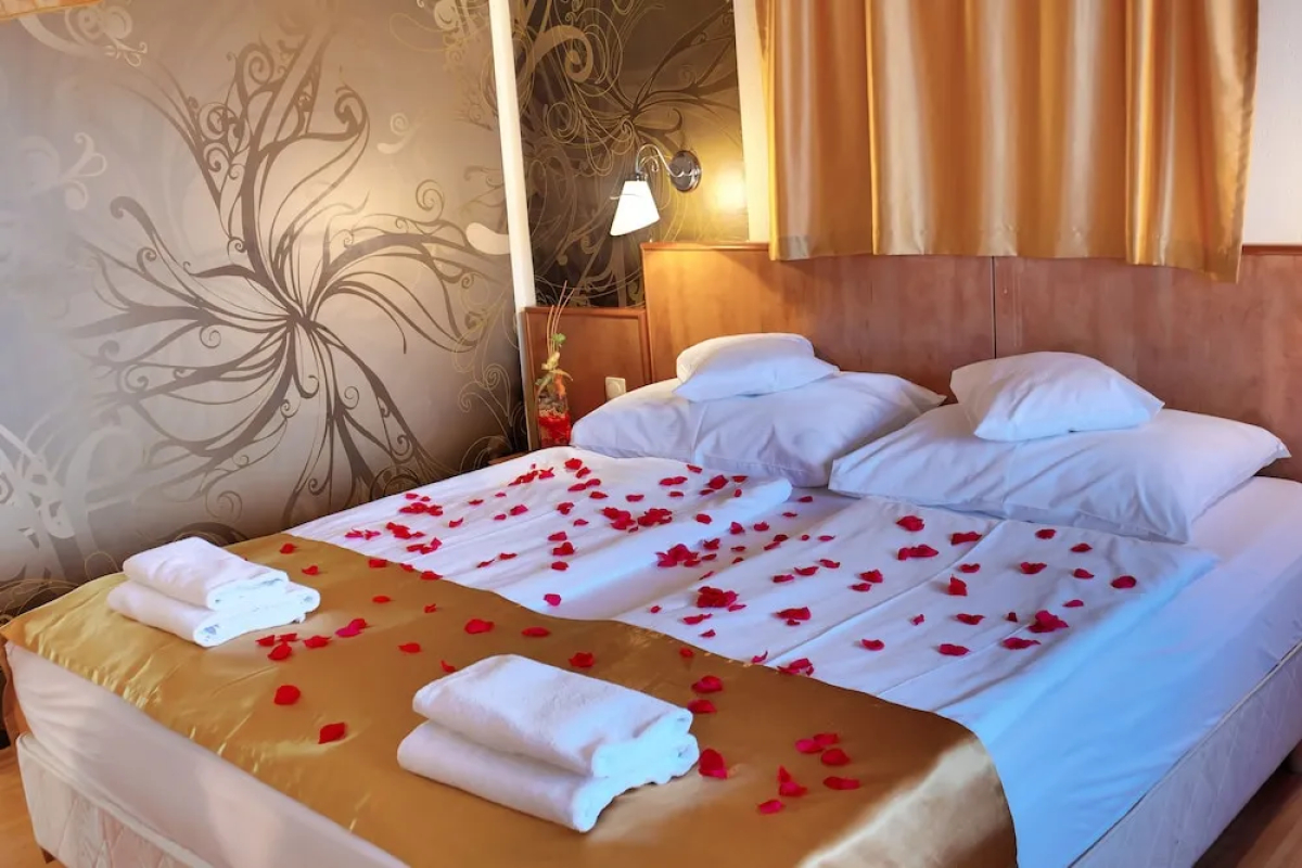 Aqua Therm Hotel