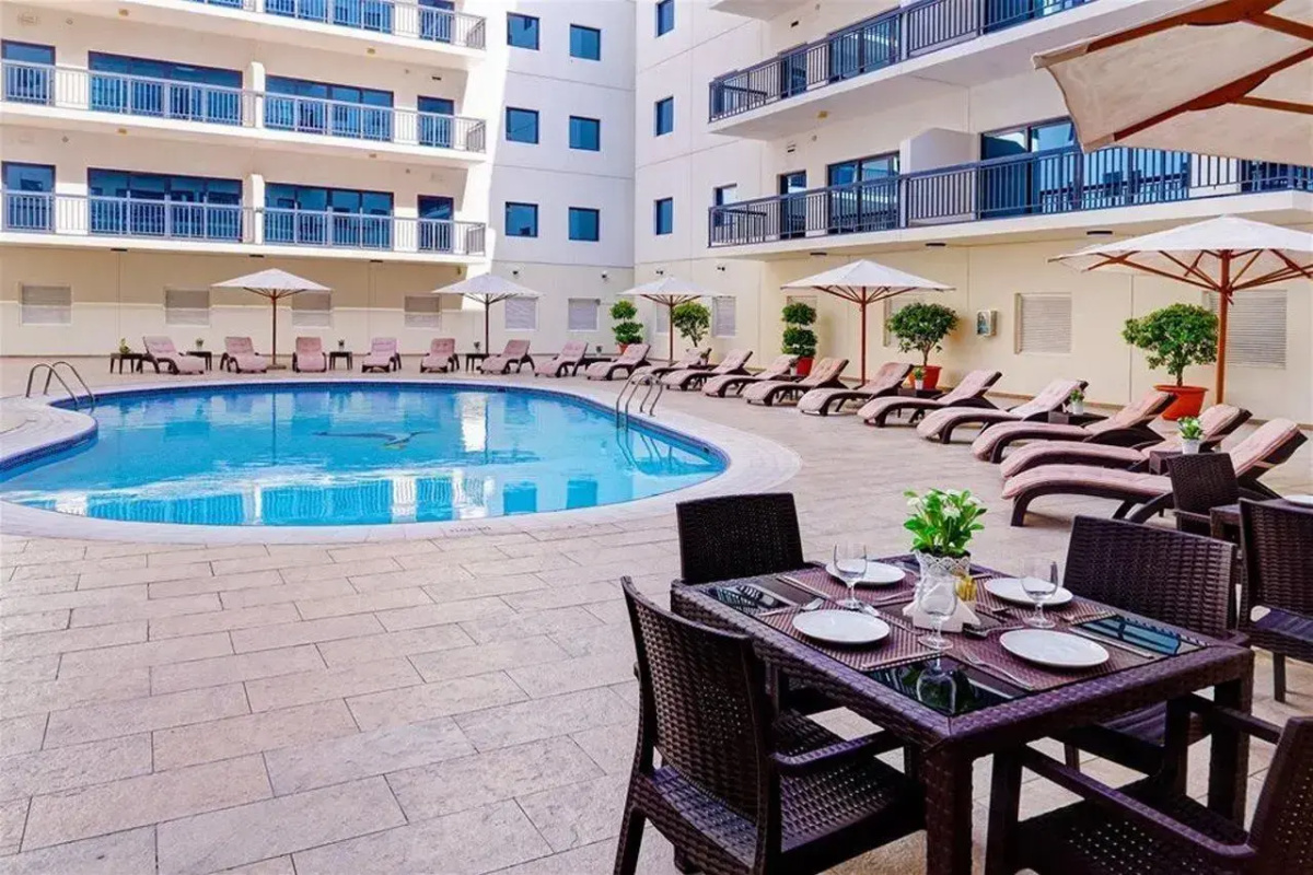 Golden Sands 3