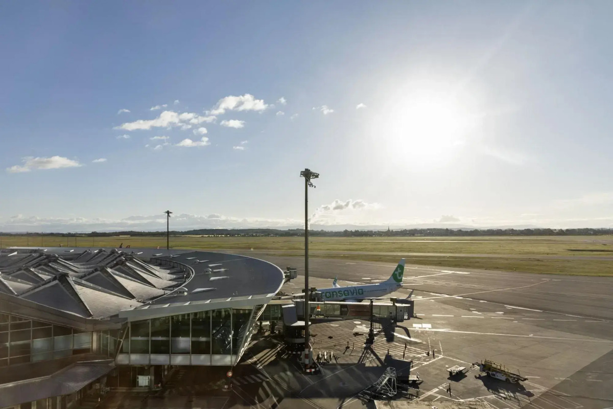 Moxy Lyon Airport