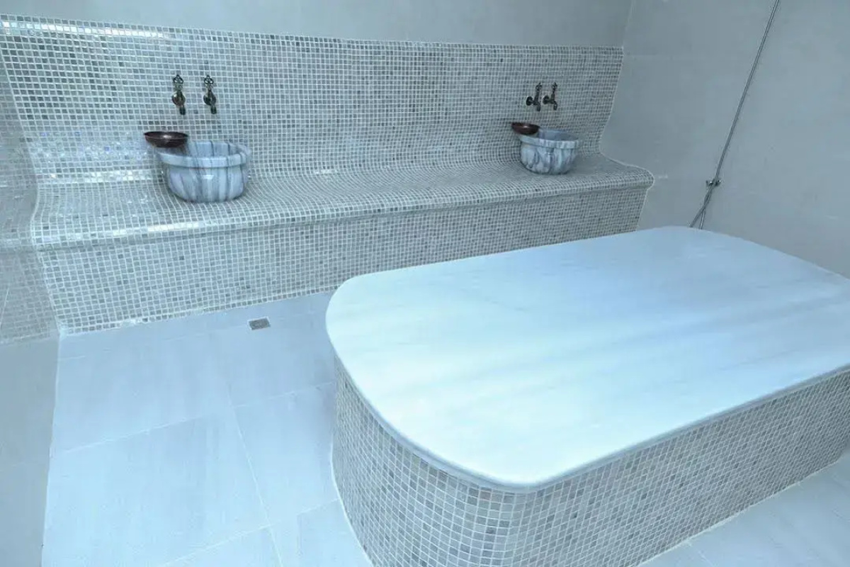 Altus Hotel Baku — бесплатный массаж