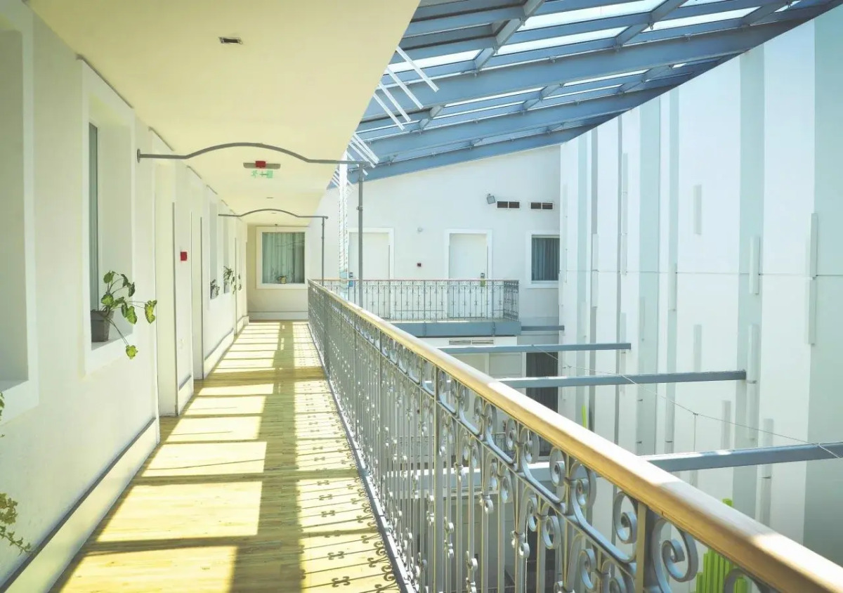 Atrium Fashion Hotel