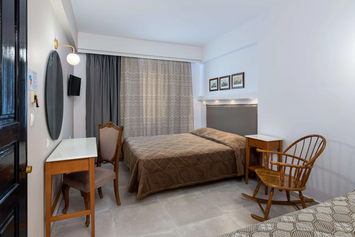 Nami Hotel & Suites