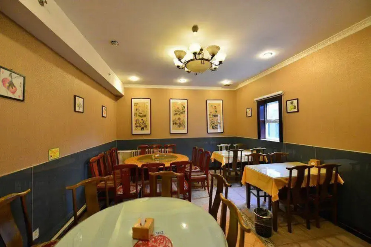 East Sacred Hotel-near Beijing Tiananmen Square,the Forbidden City,Wangfujing Street-Newly renovated hotel