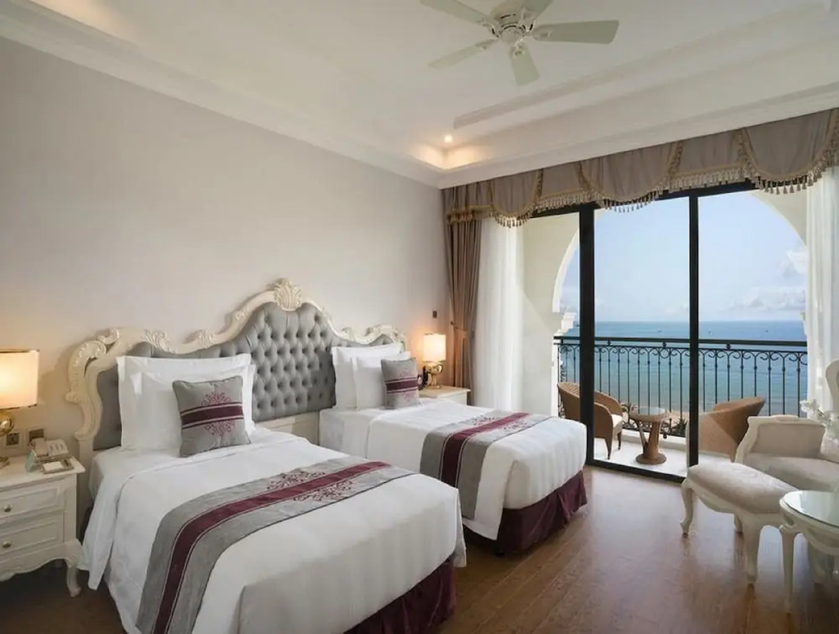 Отель Wyndham Grand Phu Quoc
