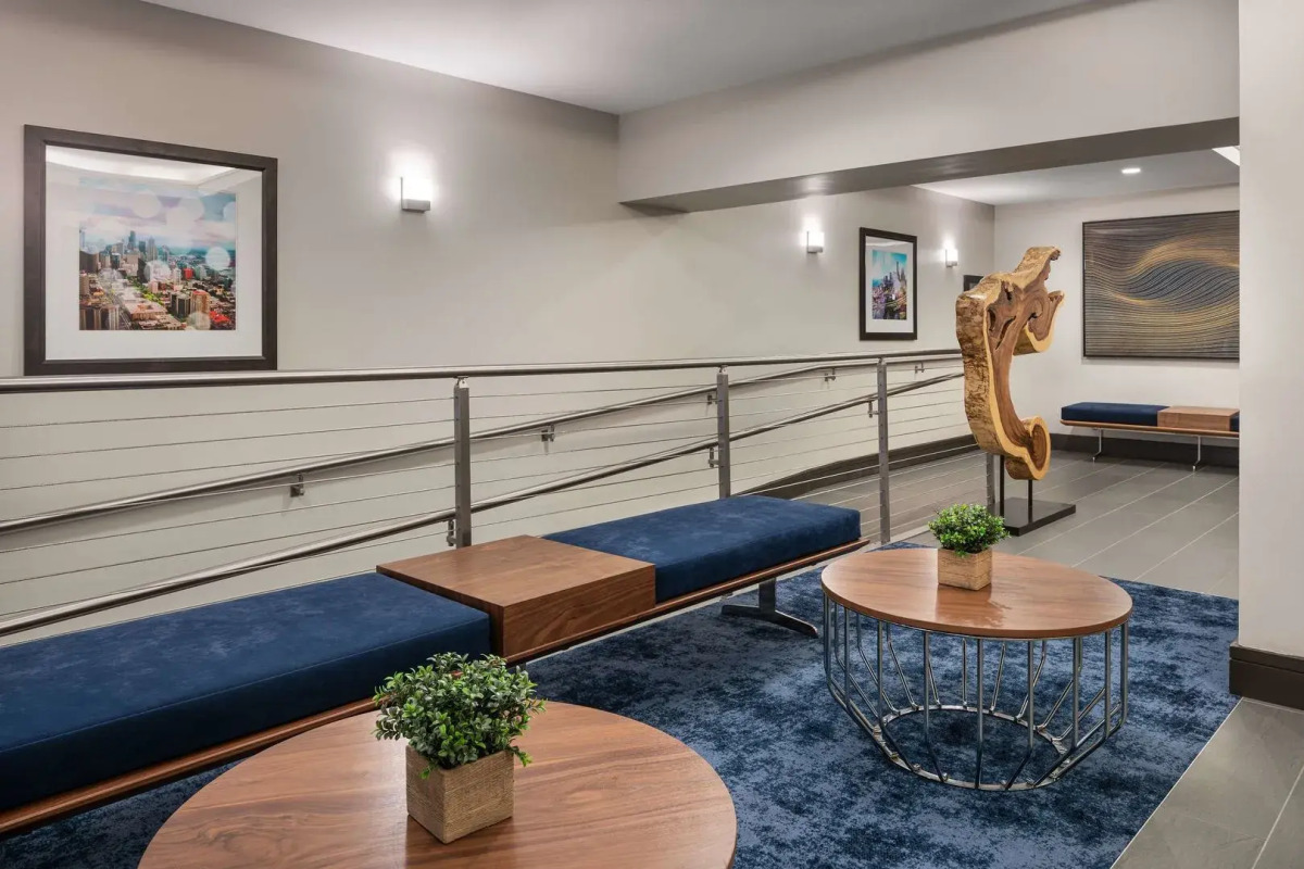 Coast Seattle Downtown Hotel by APA