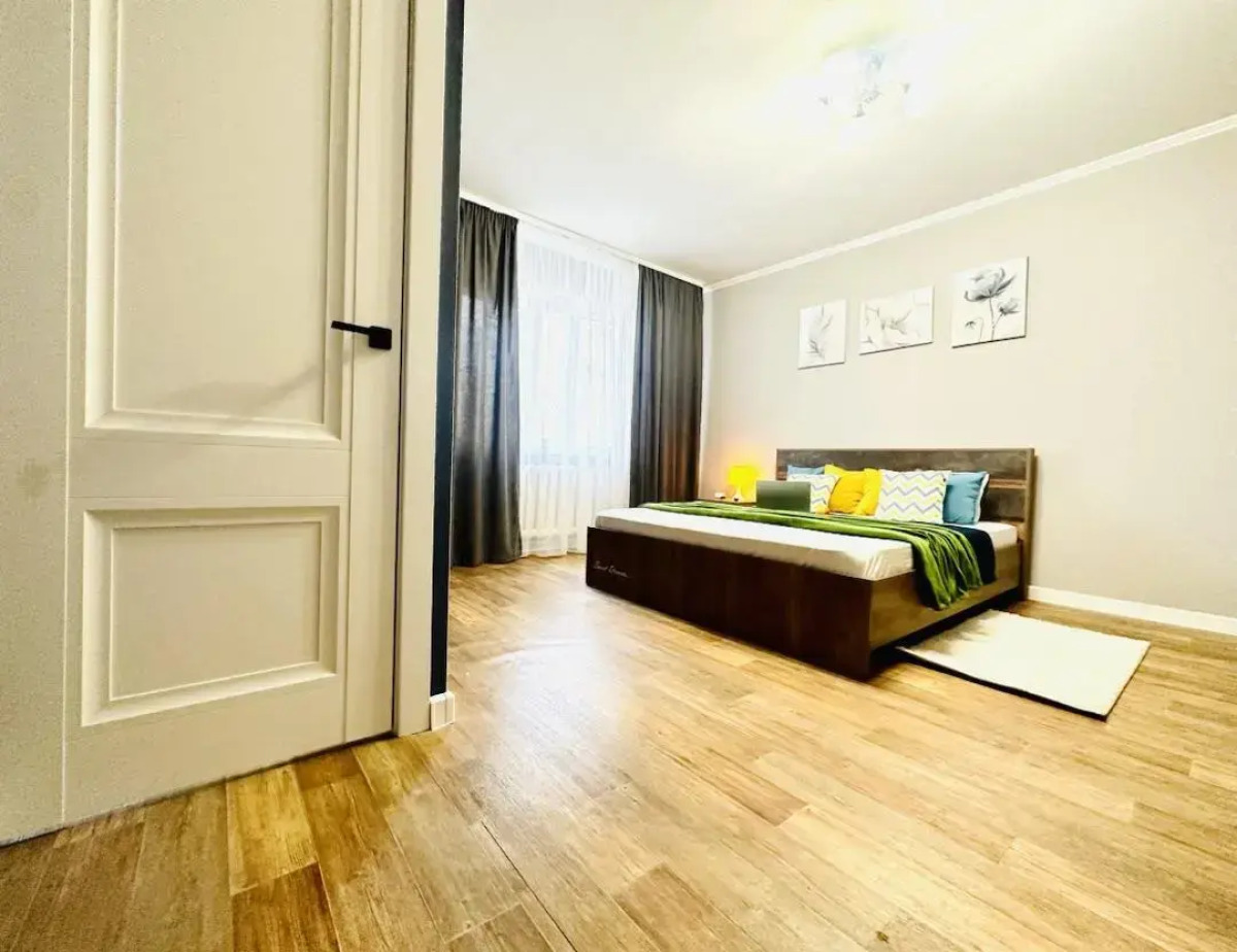 Апартаменты Север на проспекте Ленина 65/1