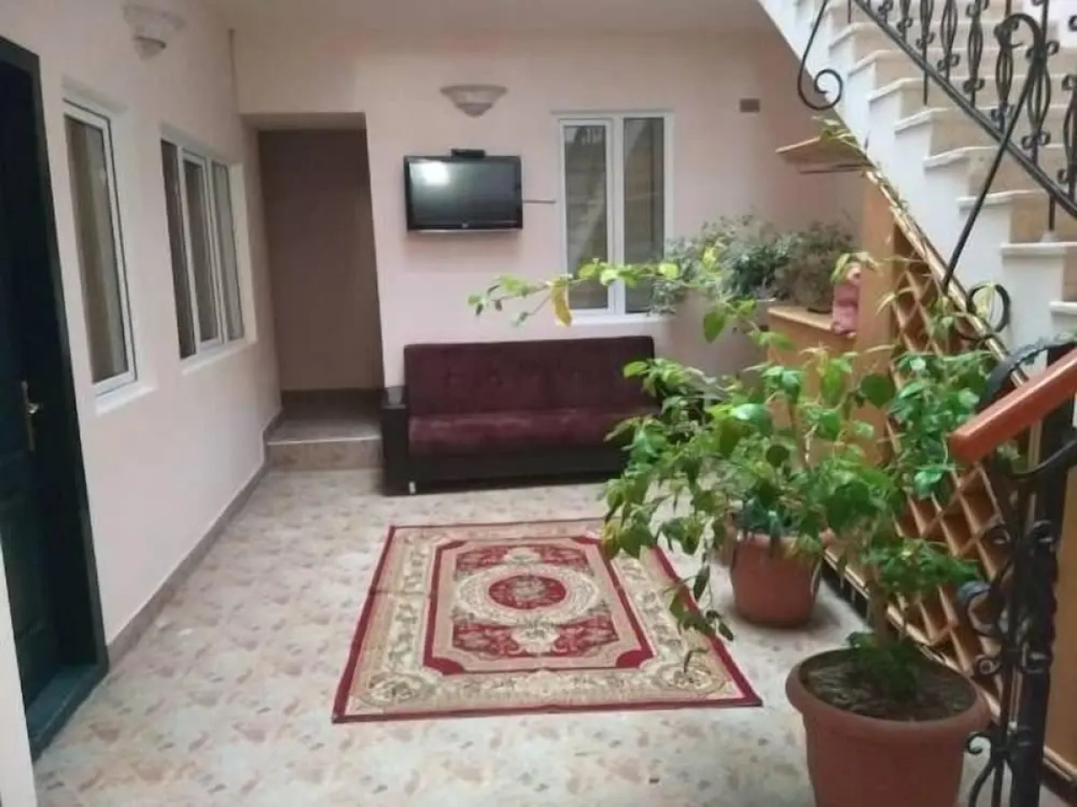 Отель City Walls