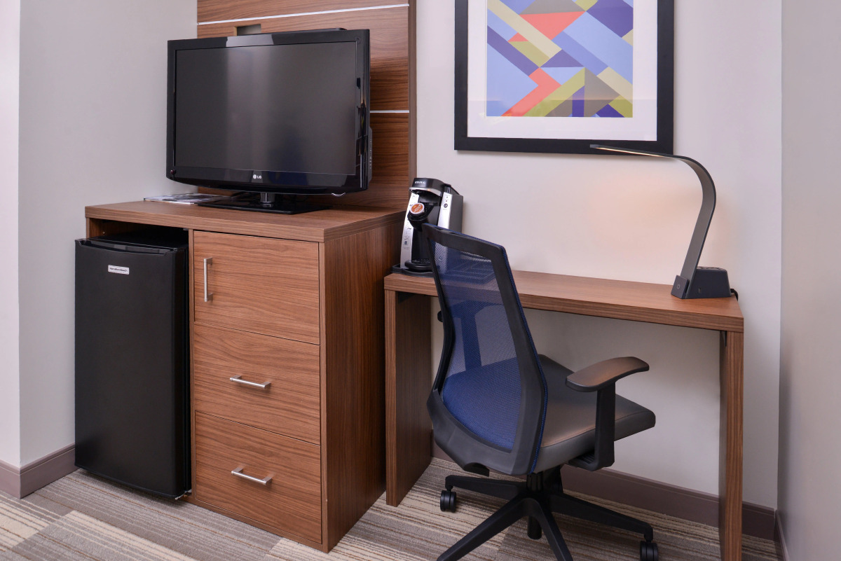 Holiday Inn Express New Orleans - St Charles (ex Modern Hotel)