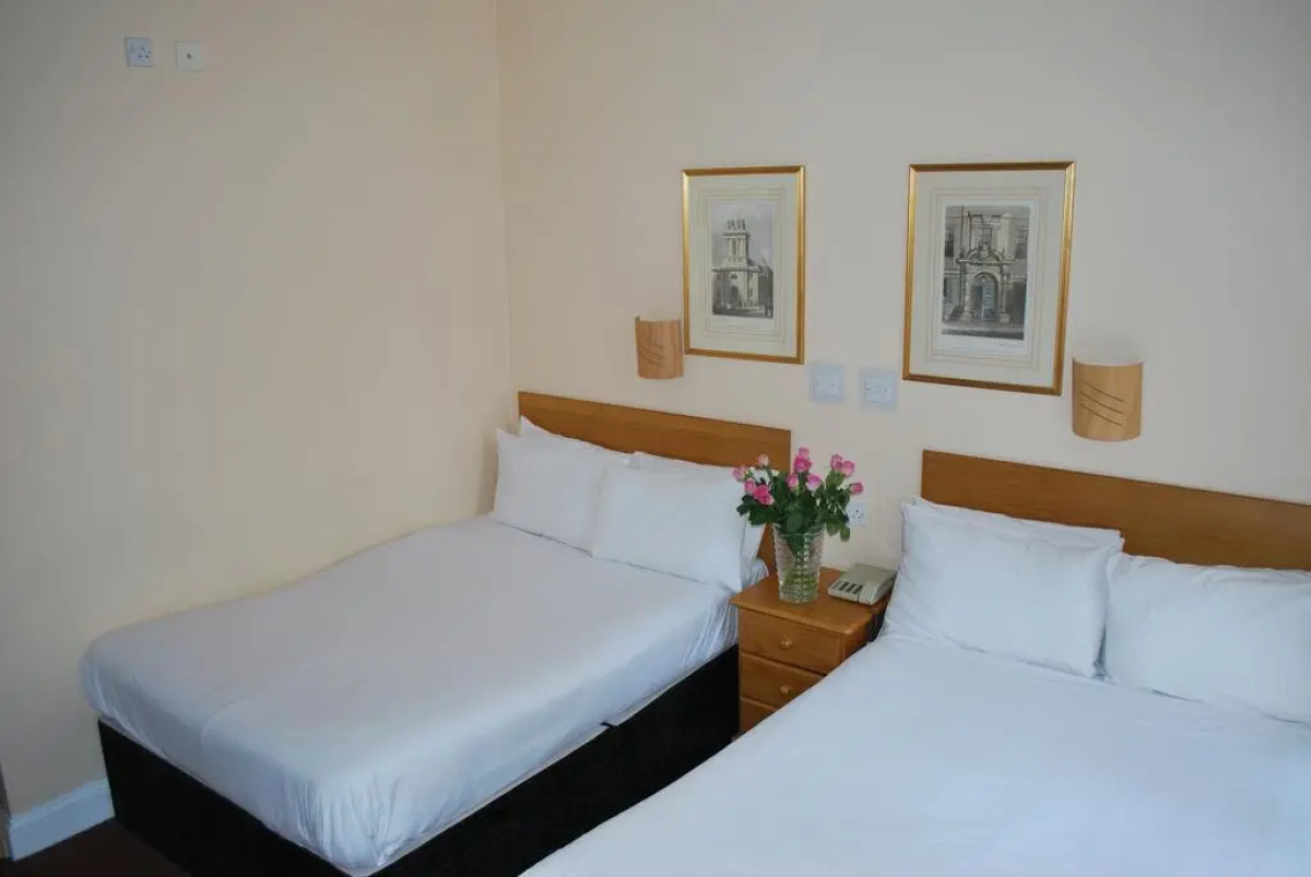 Lord Kensington Hotel