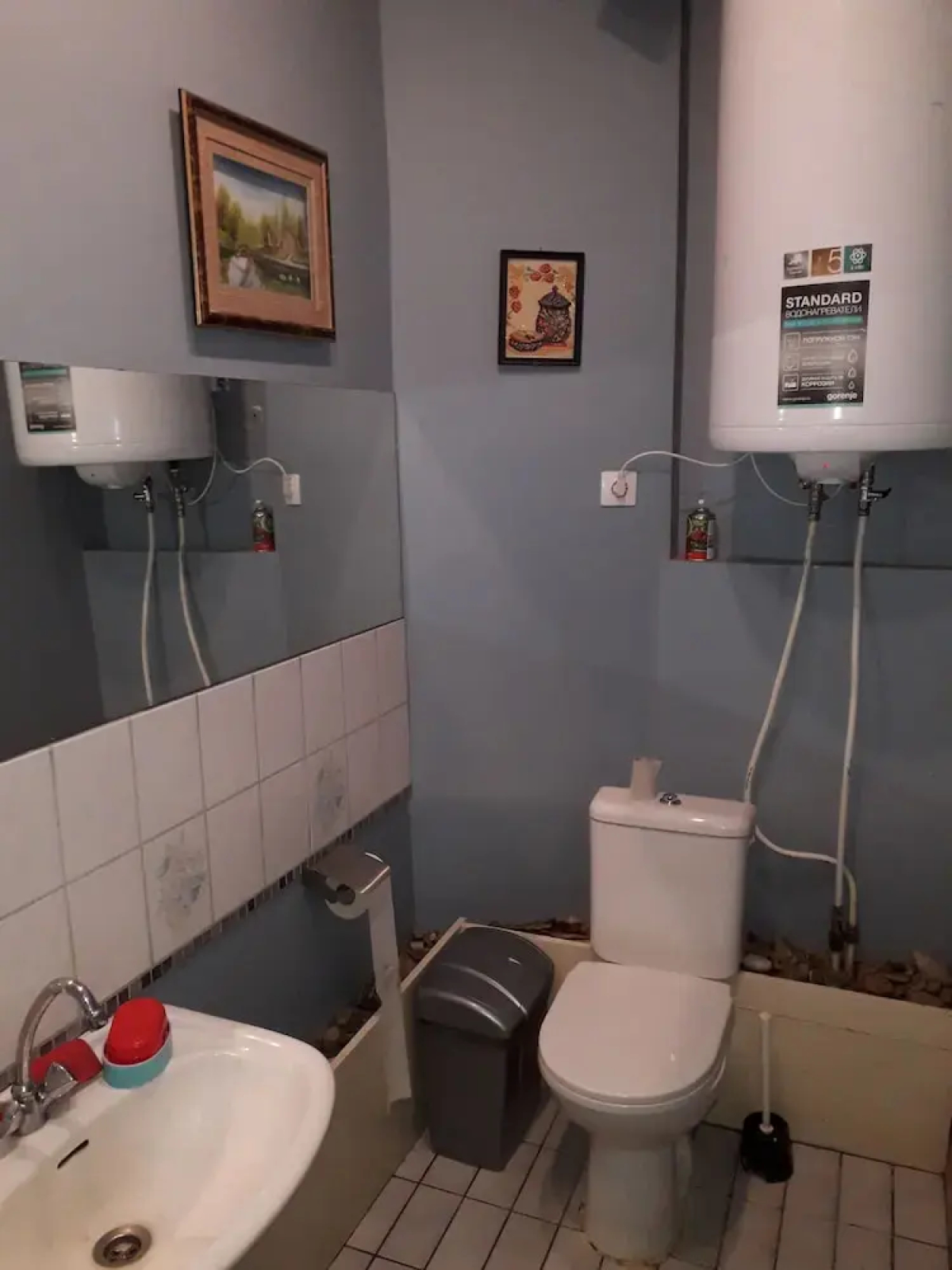 Air hostel