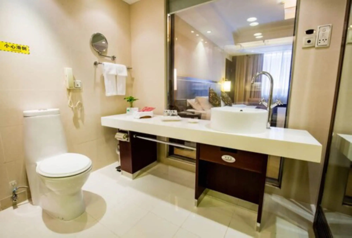 Guangzhou New Century Hotel