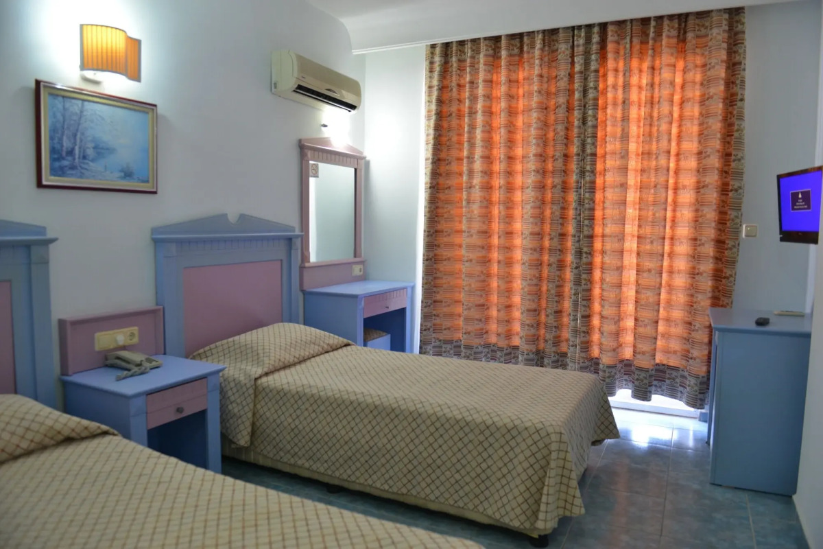 Отель Eva Beach