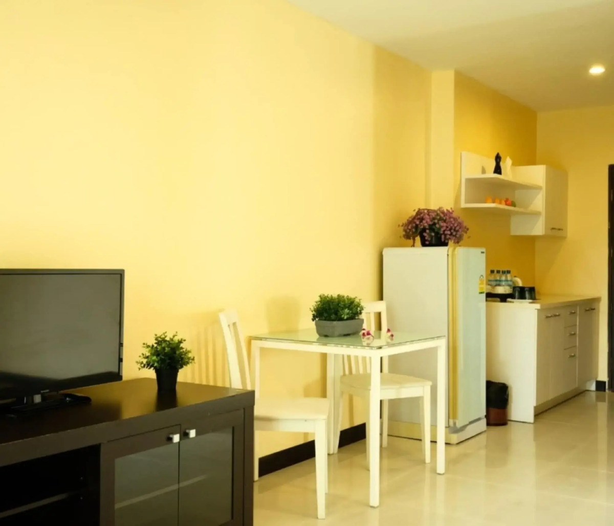 Отель Jomtien Plaza Residence