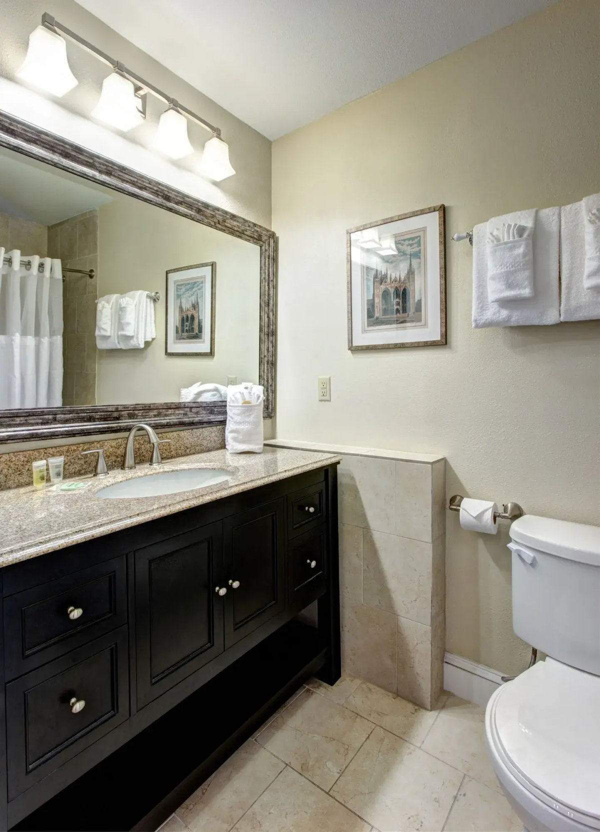Hotel St. Pierre®, a French Quarter Inns® Hotel
