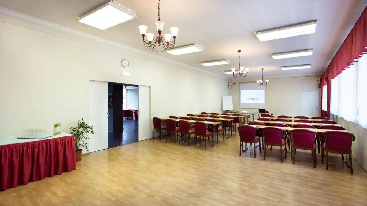 Отель Pärnu