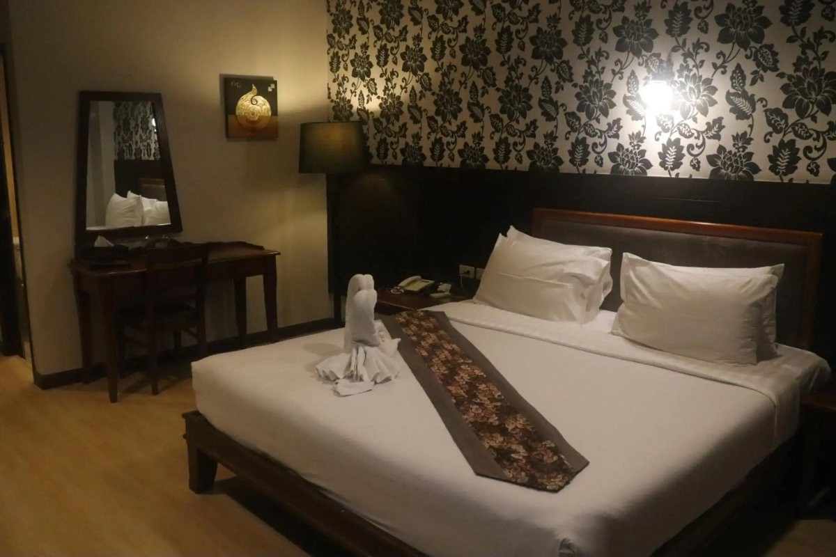 Inn House Hotel