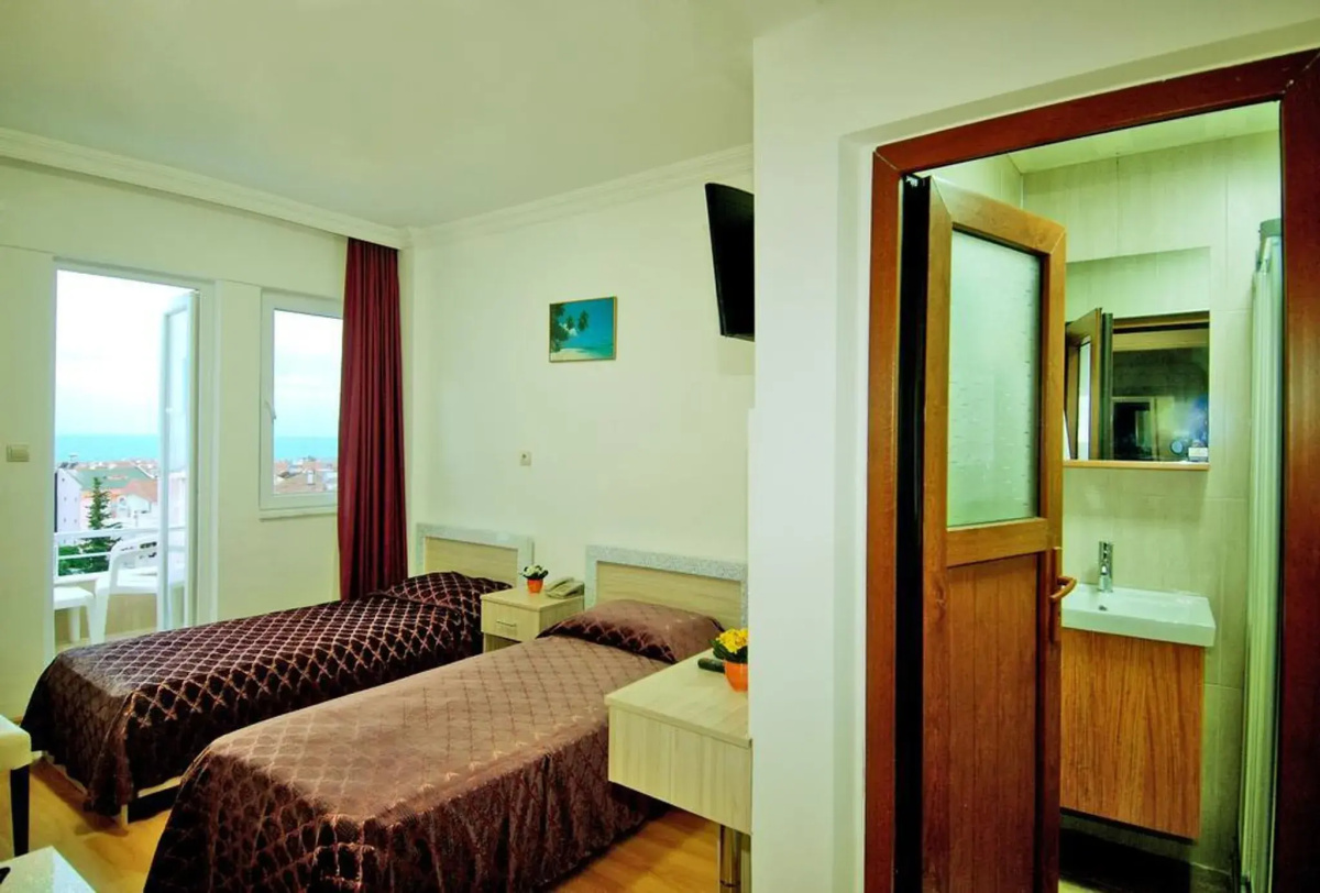 Lara Diamond Hotel