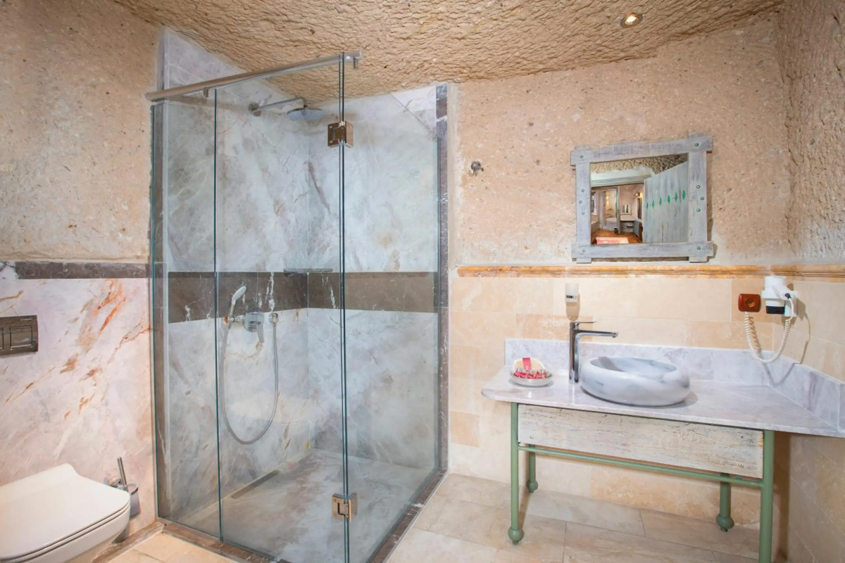 Terra Cave Hotel