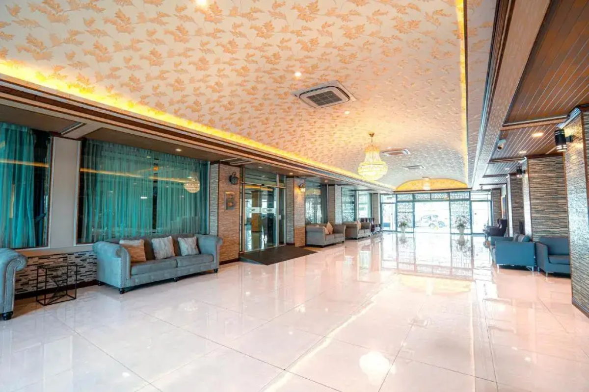 Blue Sky Residence Airport