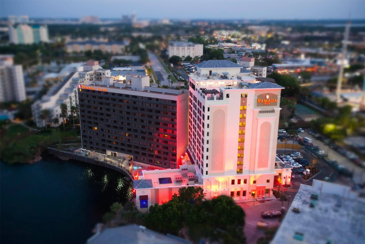 Ramada Plaza by Wyndham Orlando Resort & Suites Intl Drive