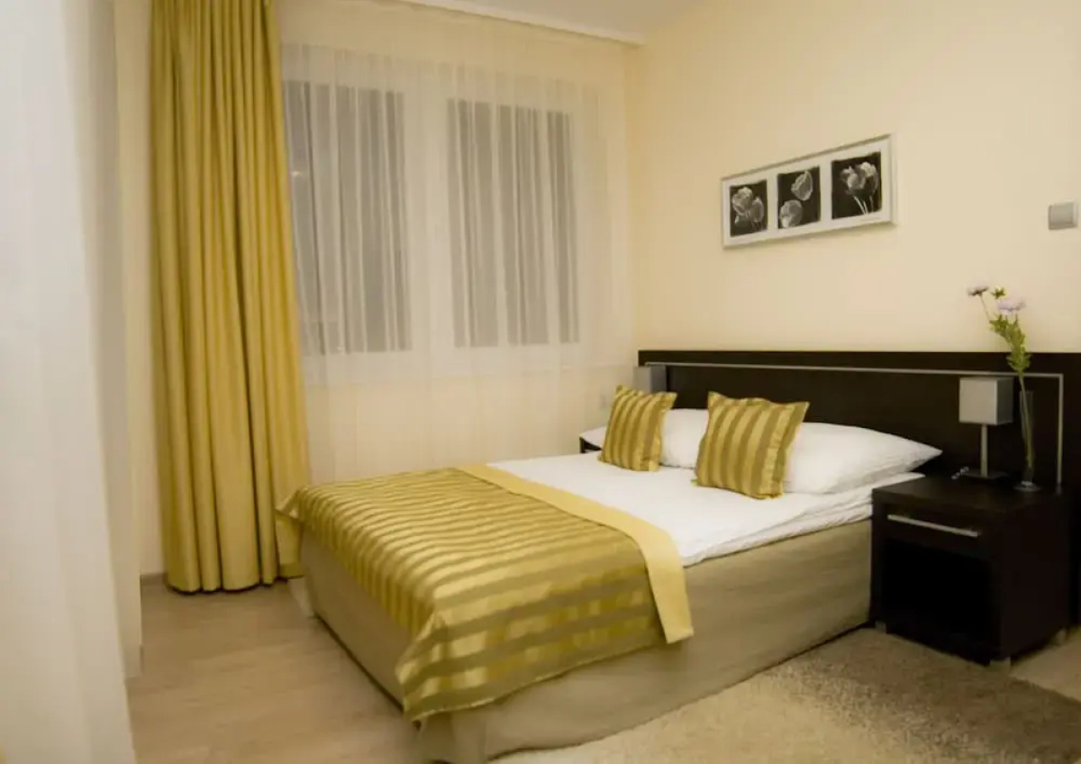 Hotel Safir