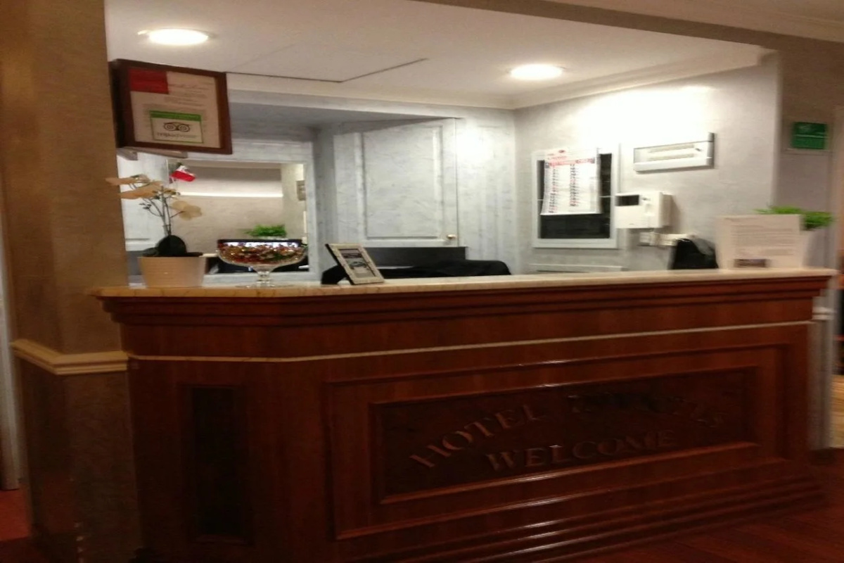 Hotel HI15
