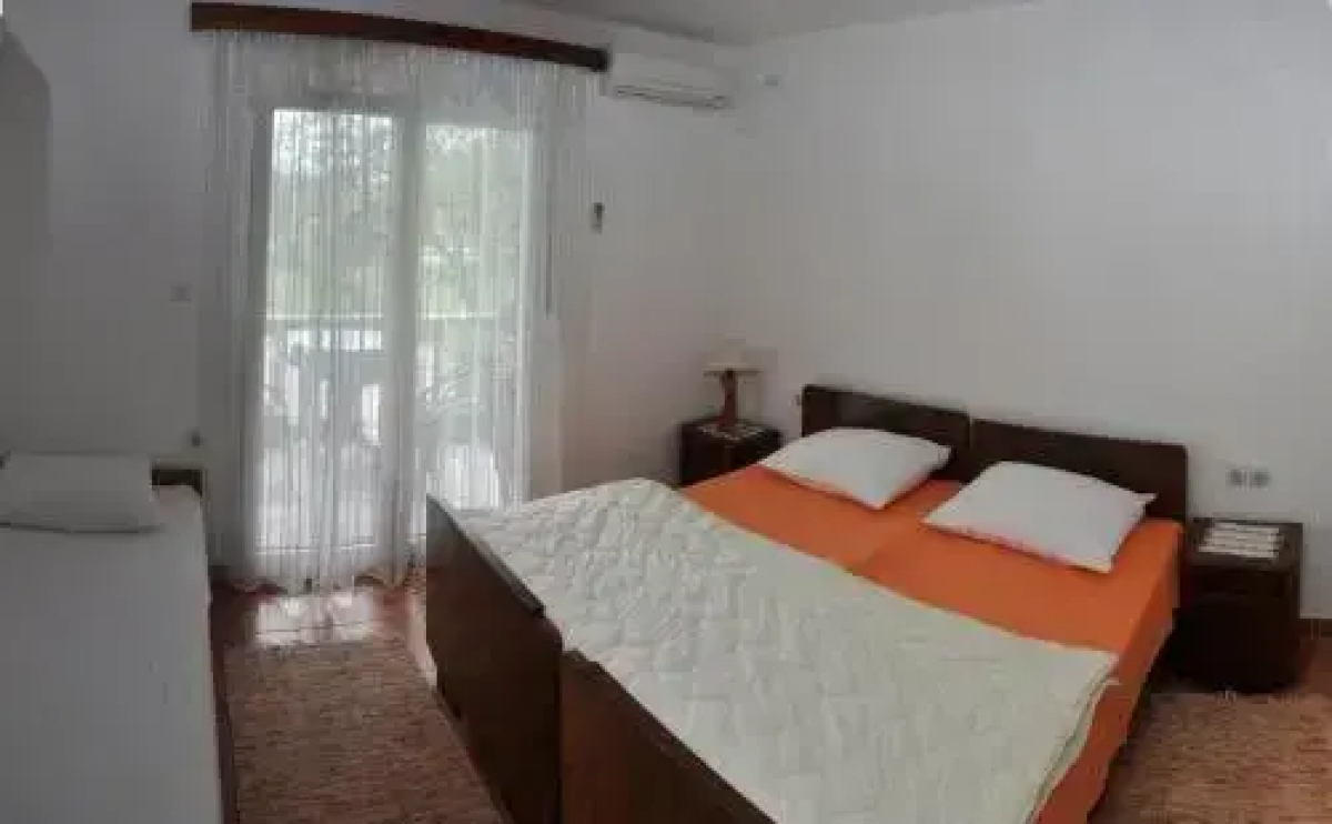 Apartments Miana