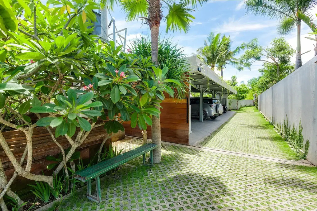 ZIN Berawa Villas & Bungalow