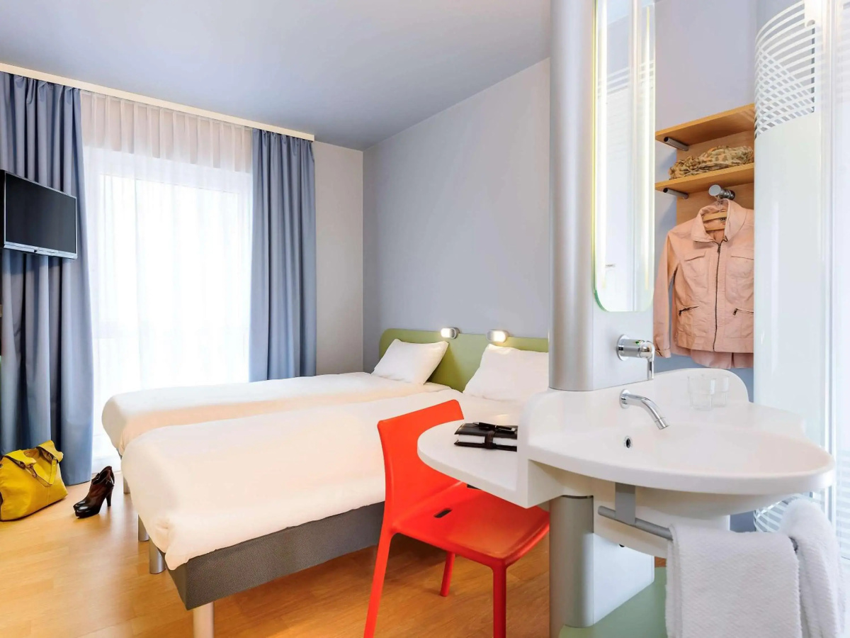 Carlton City Hotel Singapore