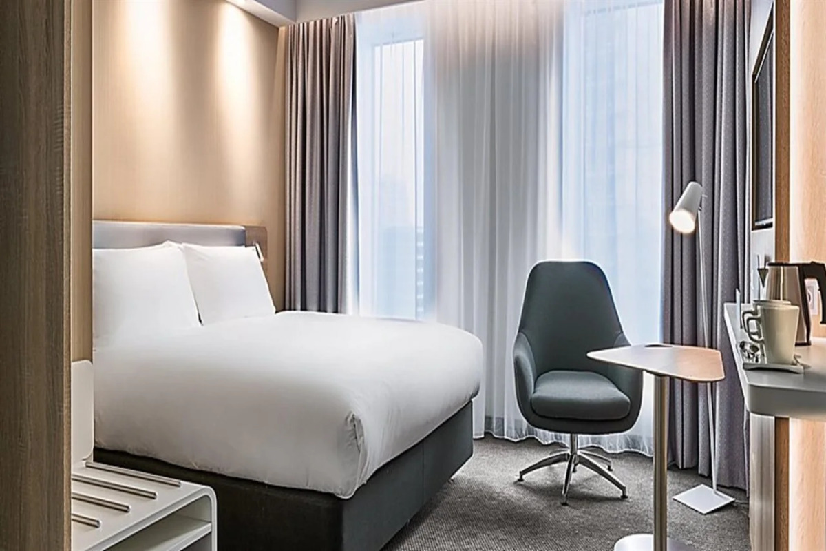 Holiday Inn Express Warsaw - The HUB by IHG