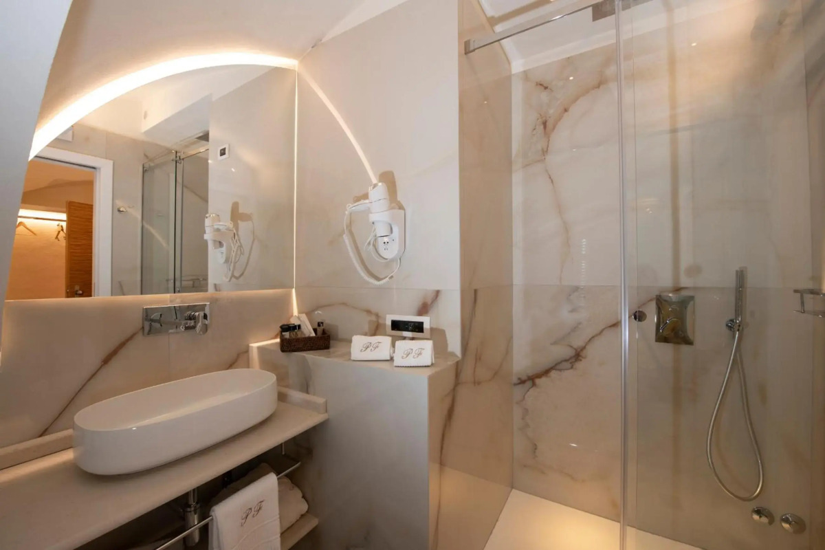 Palazzo Ferraioli Hotel & Wellness Center