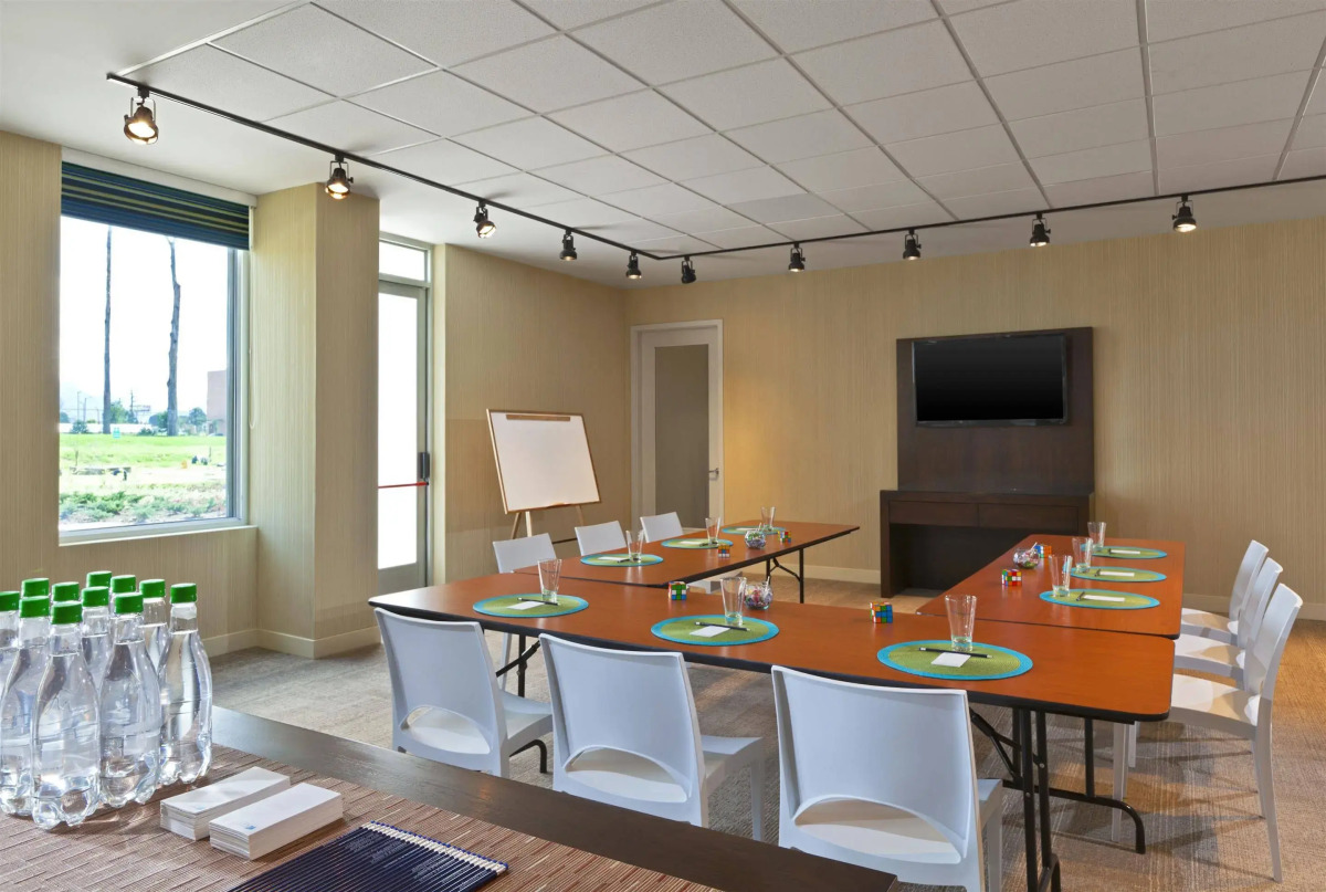 Aloft Bogota Airport