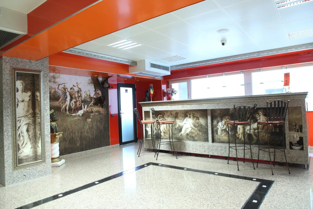 Grand Pier Hotel Old Town