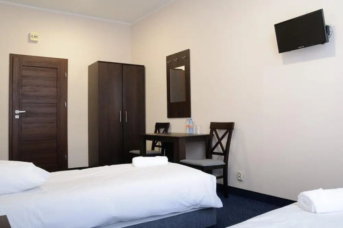 Baza Hotelowa Nowe Horyzonty